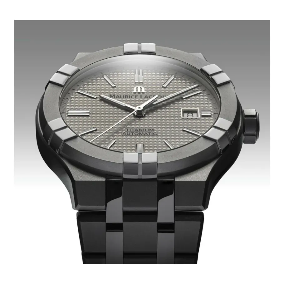 Maurice Lacroix Aikon Automatic Titanium-Heren Horloges