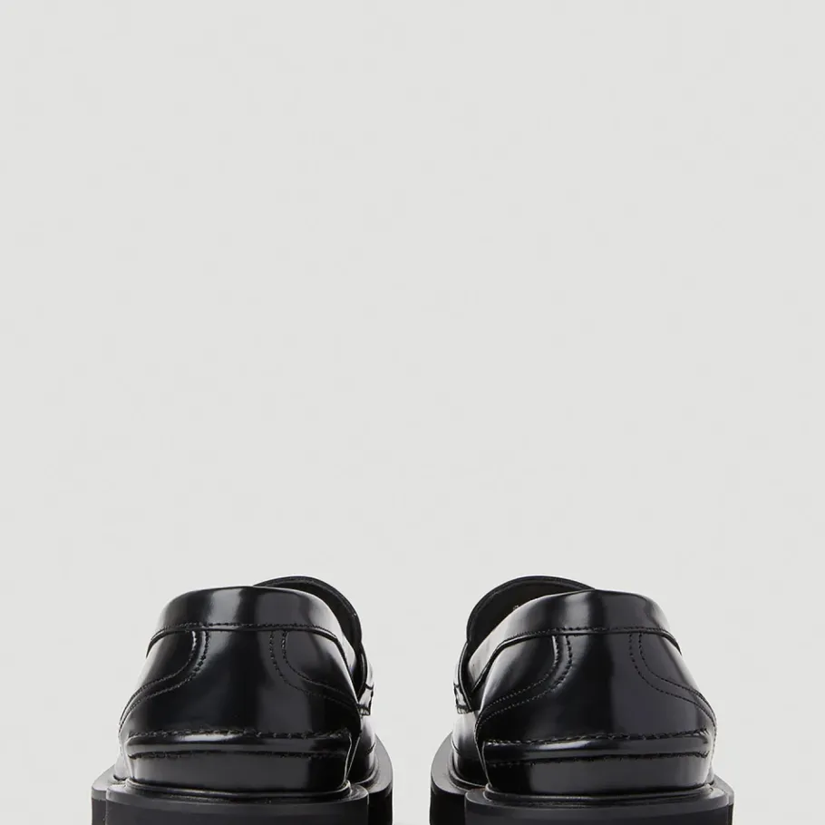 Alexander McQueen Leren Tread Loafers-Heren Instappers & Slip Ons