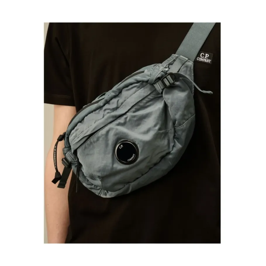 C.P. Company Nylon Crossbody Pack-Heren Tassen